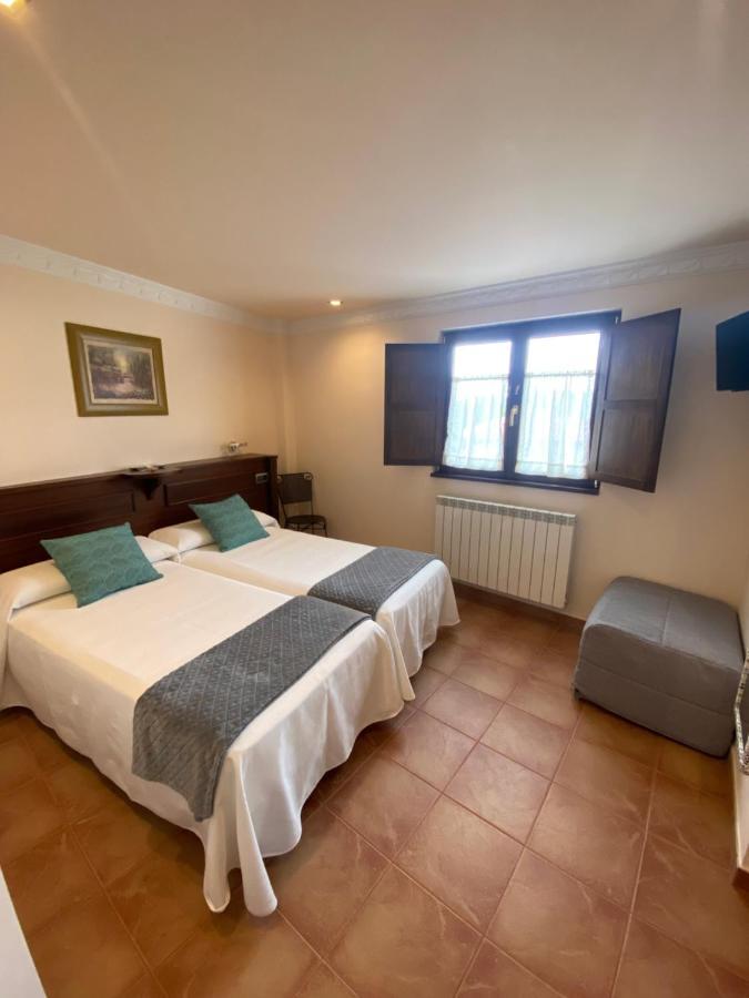 Hotel Rural Monasterio De Ara Mada Santa Colomba de las Arrimadas Luaran gambar